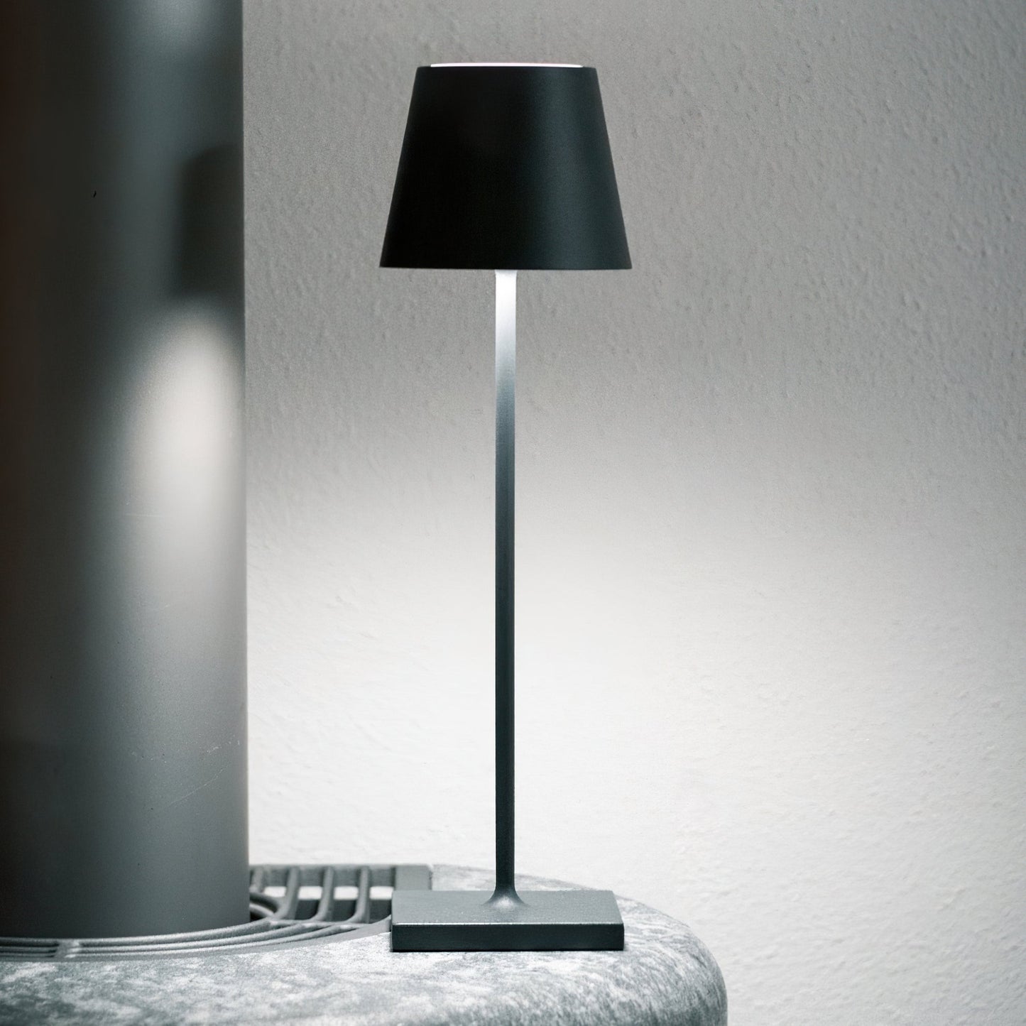 Lunaris Cordless Accent Lamp