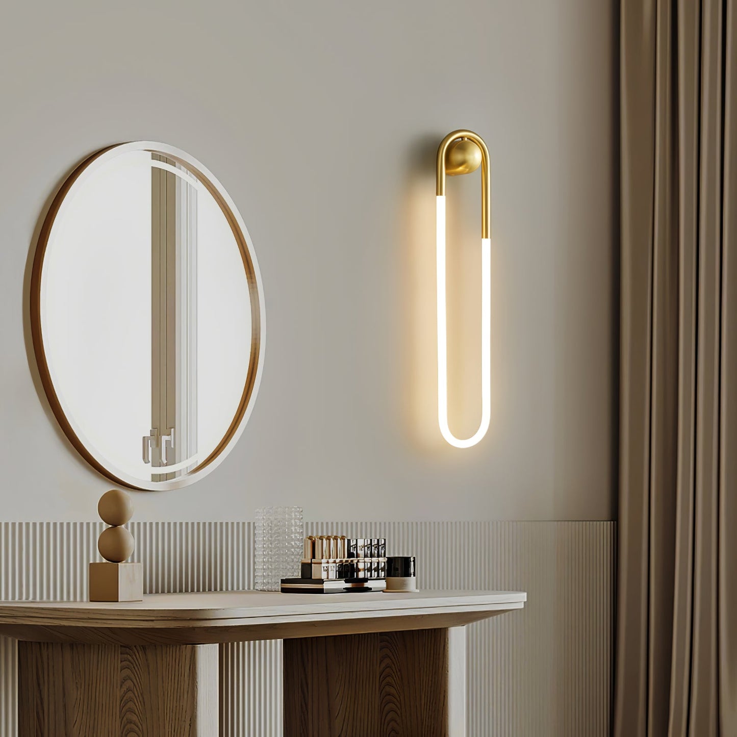 Solenne LED U Shape Wall Light