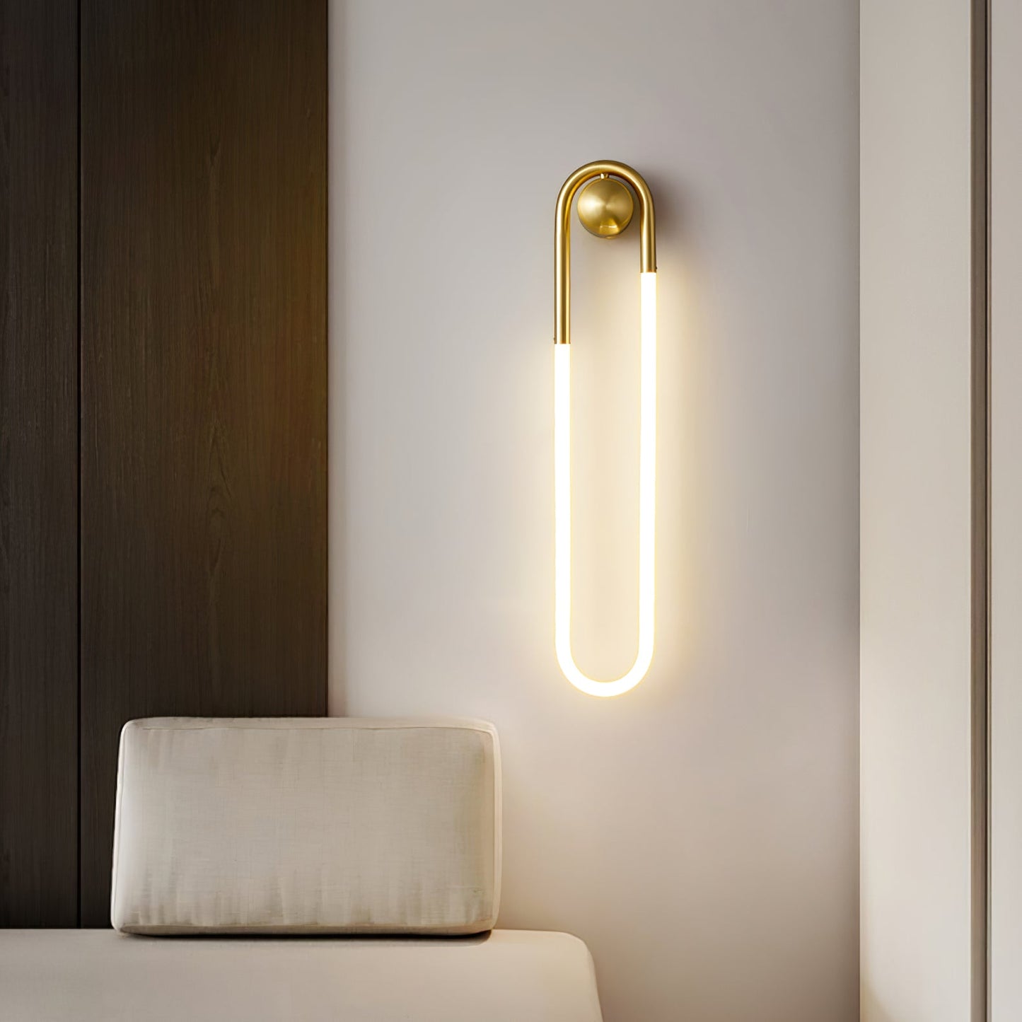 Solenne LED U Shape Wall Light