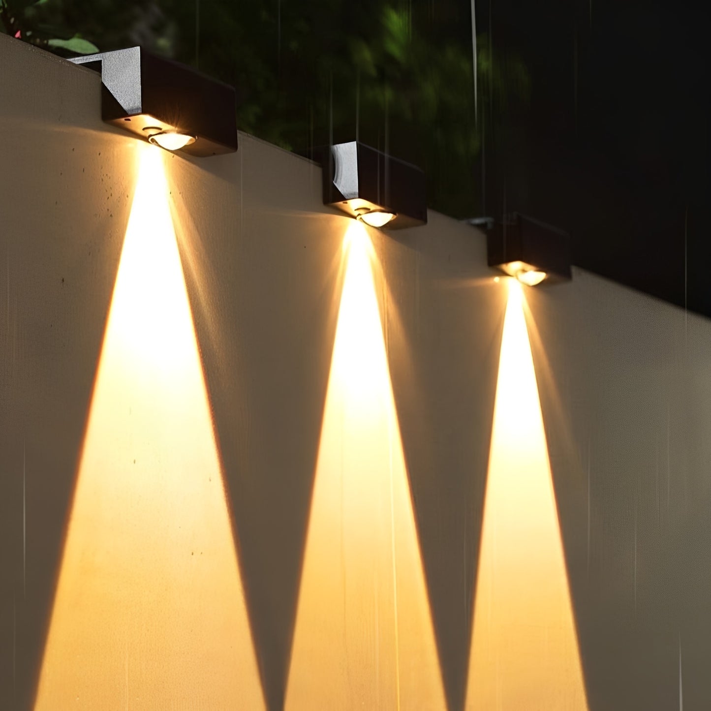 GlowTrek | Solar Garden Light with IP65 Waterproof Design – Durable Outdoor Lighting for Long-lasting Illumination 5