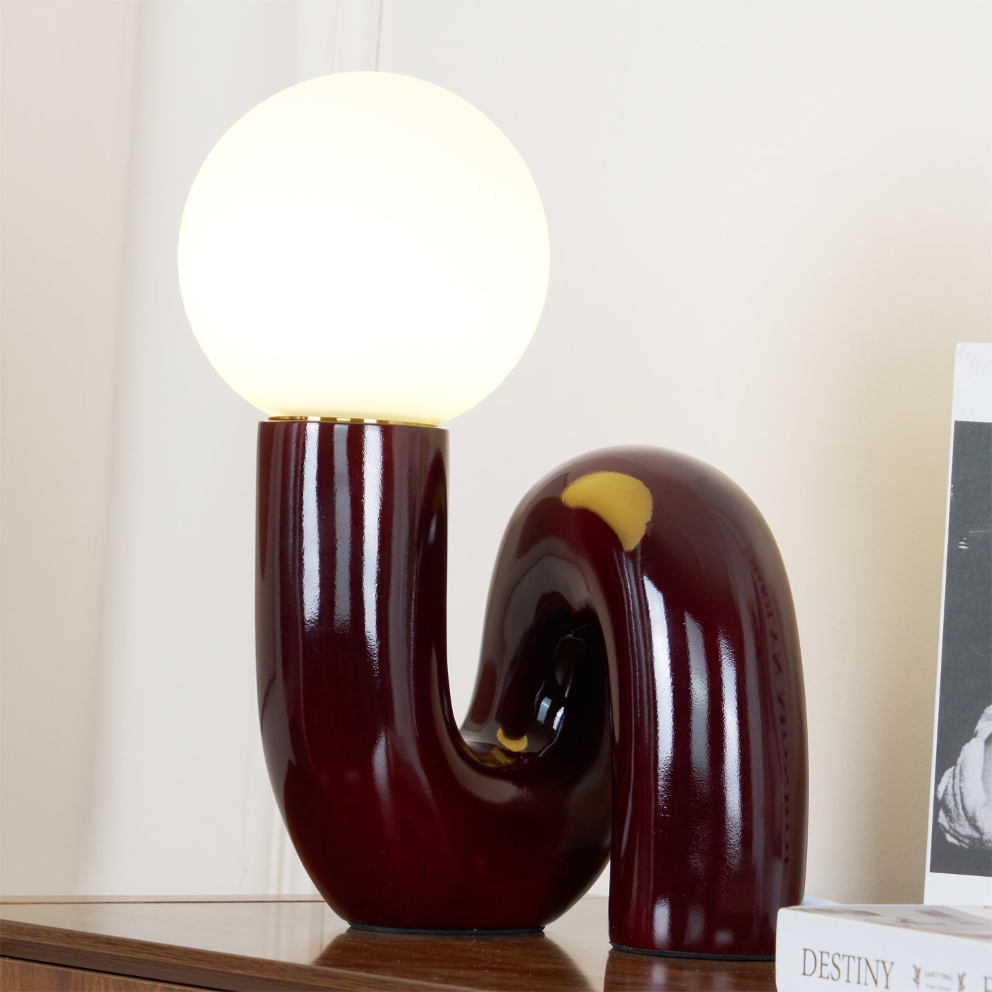 Velune Modern Globe Accent Lamp