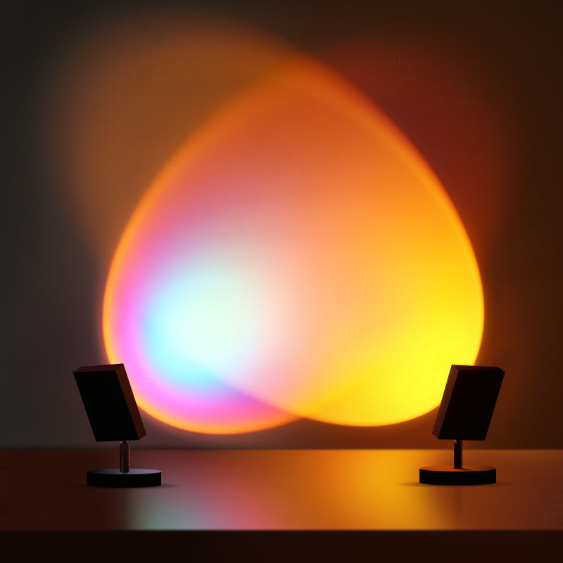 Avenza Orbital Table Light