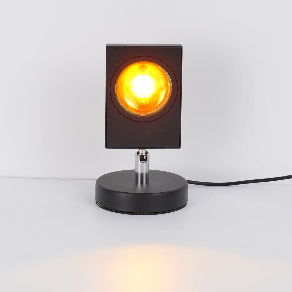 Avenza Orbital Table Light