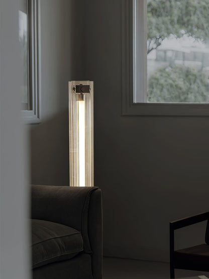 Modern Floor Lamp – Minimalist Glass Design with Integrated LED – Stylish Lighting for Living Room Spaces 10