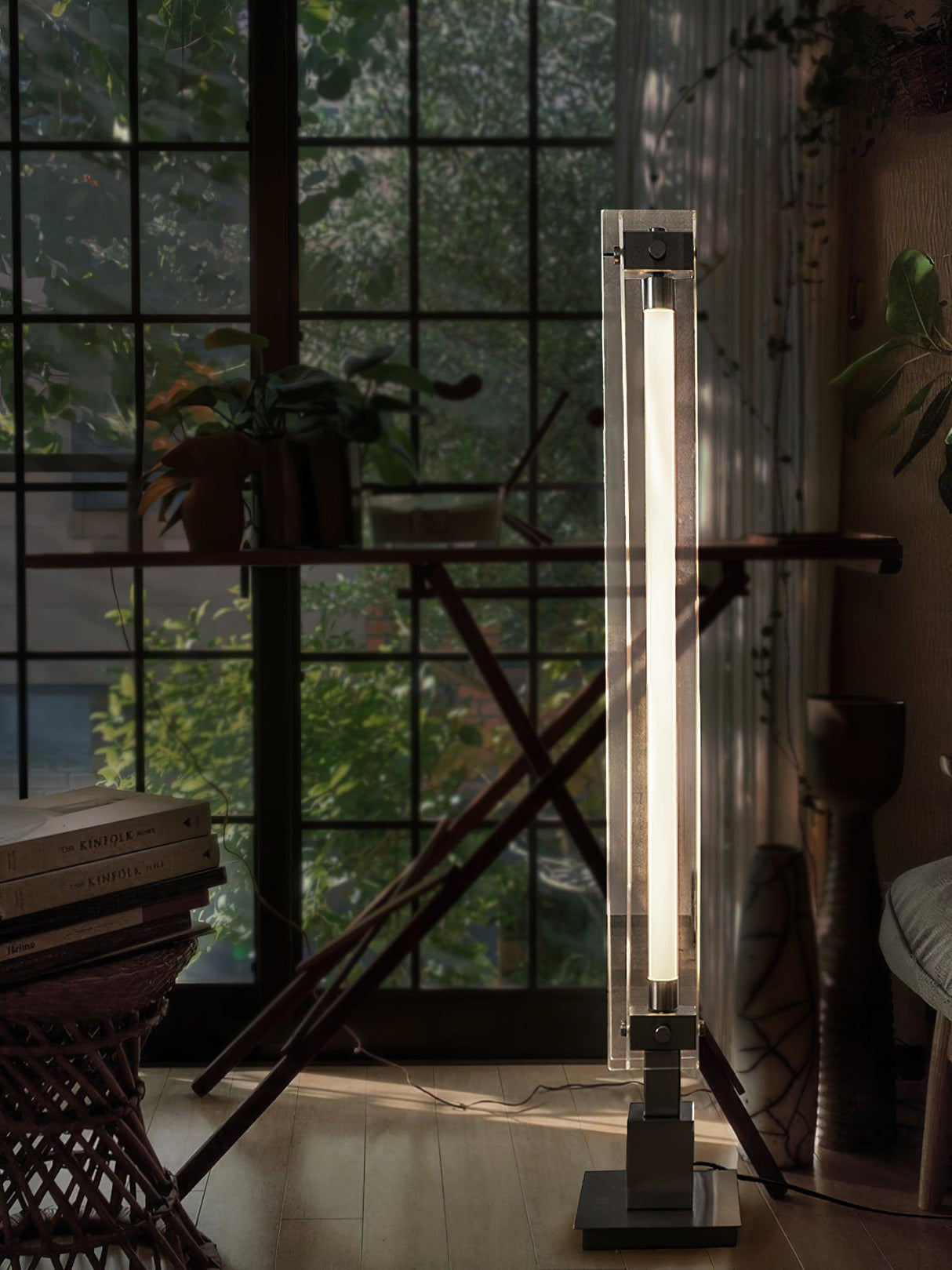 Modern Floor Lamp – Minimalist Glass Design with Integrated LED – Stylish Lighting for Living Room Spaces 7