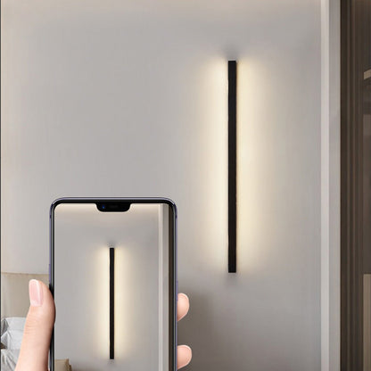 Modern Linear Wall Sconce - Black Aluminum Lighting with Dimmable LED & Eye-Care Design for Versatile Ambient Illumination 3