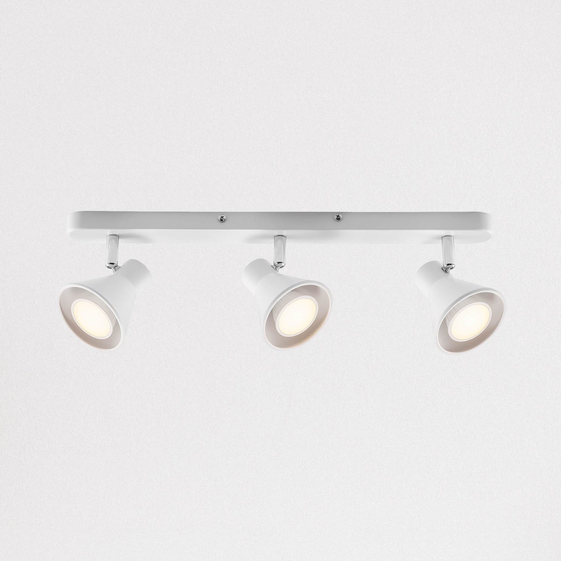 Arren Modern 3-Light Spotlight - Adjustable Heads for Bright Illumination 5