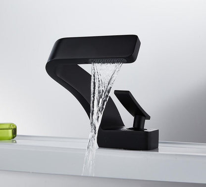 Everest Curved Faucet - Modern Brass Design with Easy Operation for Elegant Kitchens and Bathrooms 12