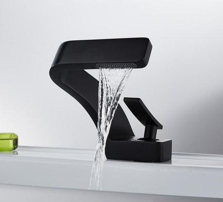 Everest Curved Faucet - Modern Brass Design with Easy Operation for Elegant Kitchens and Bathrooms 12