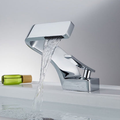 Everest Curved Faucet - Modern Brass Design with Easy Operation for Elegant Kitchens and Bathrooms 5