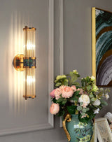 Lustra Crystal Glass Wall Lamp - Elegant Design with Polished Brass Finish for Stylish Illumination 10